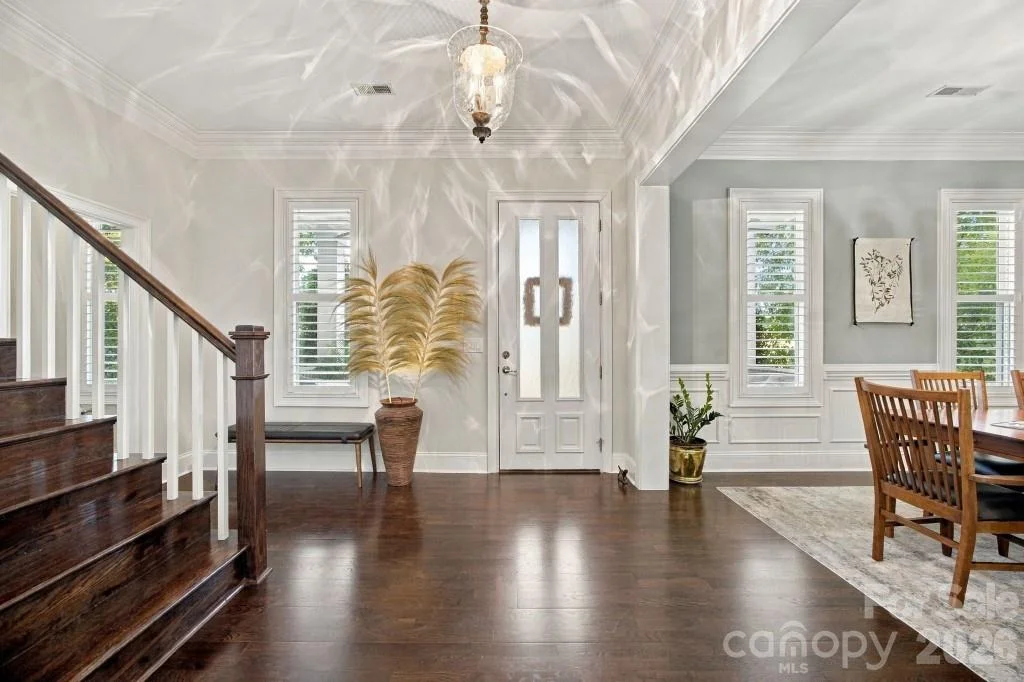 Photo of 720 Loretto Lane