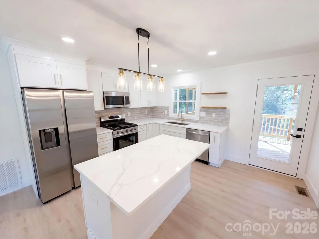 Photo of 4200 Abbeydale Drive
