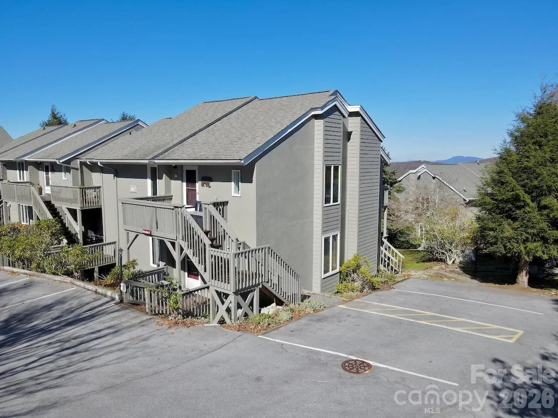 Photo of Unit D12 at 367 Skyleaf Drive