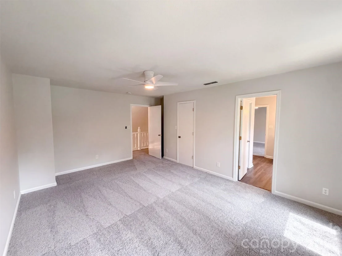 Photo of 121 Goodman Circle NE