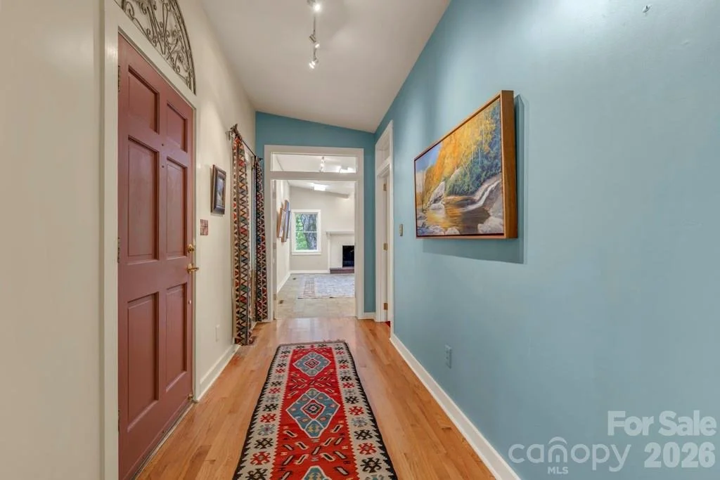 Photo of 1590 Shulls Mill Road