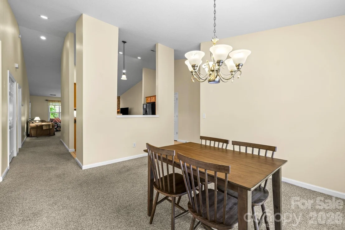 Photo of 17 Coventry Circle E