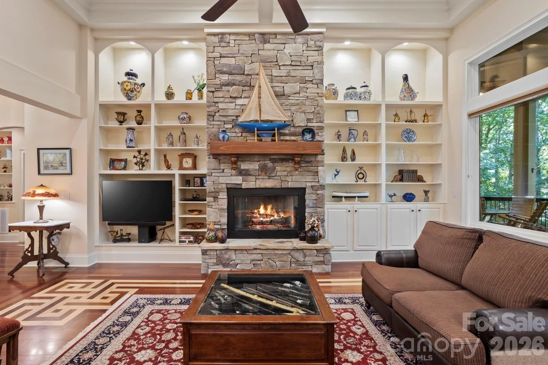 Photo of 132 Pinnacle Peak Lane
