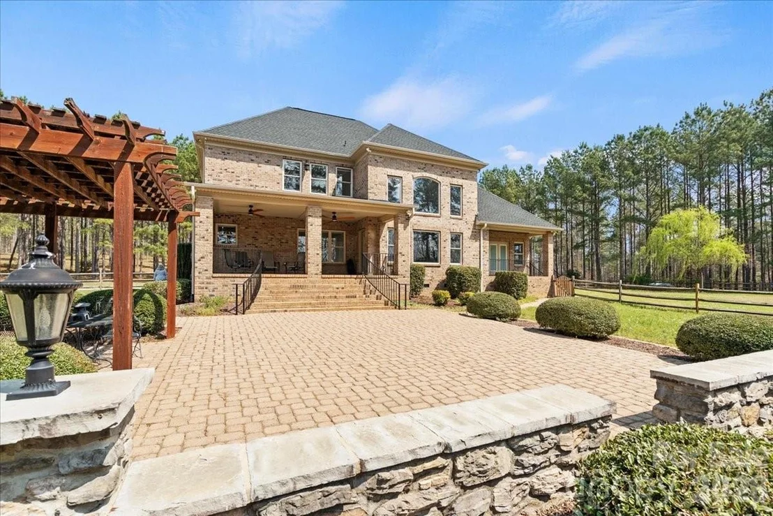 Photo of 962 Miller Road