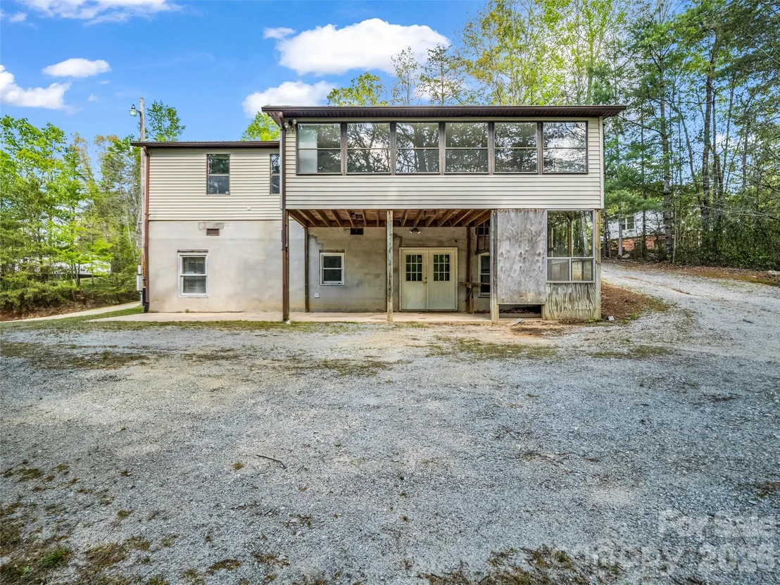 Photo of 203 Rogat Road