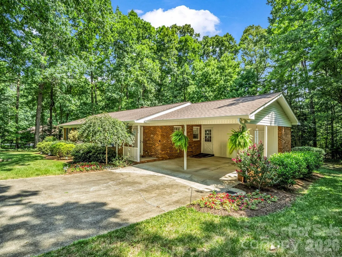 Photo of 104 Dill Circle