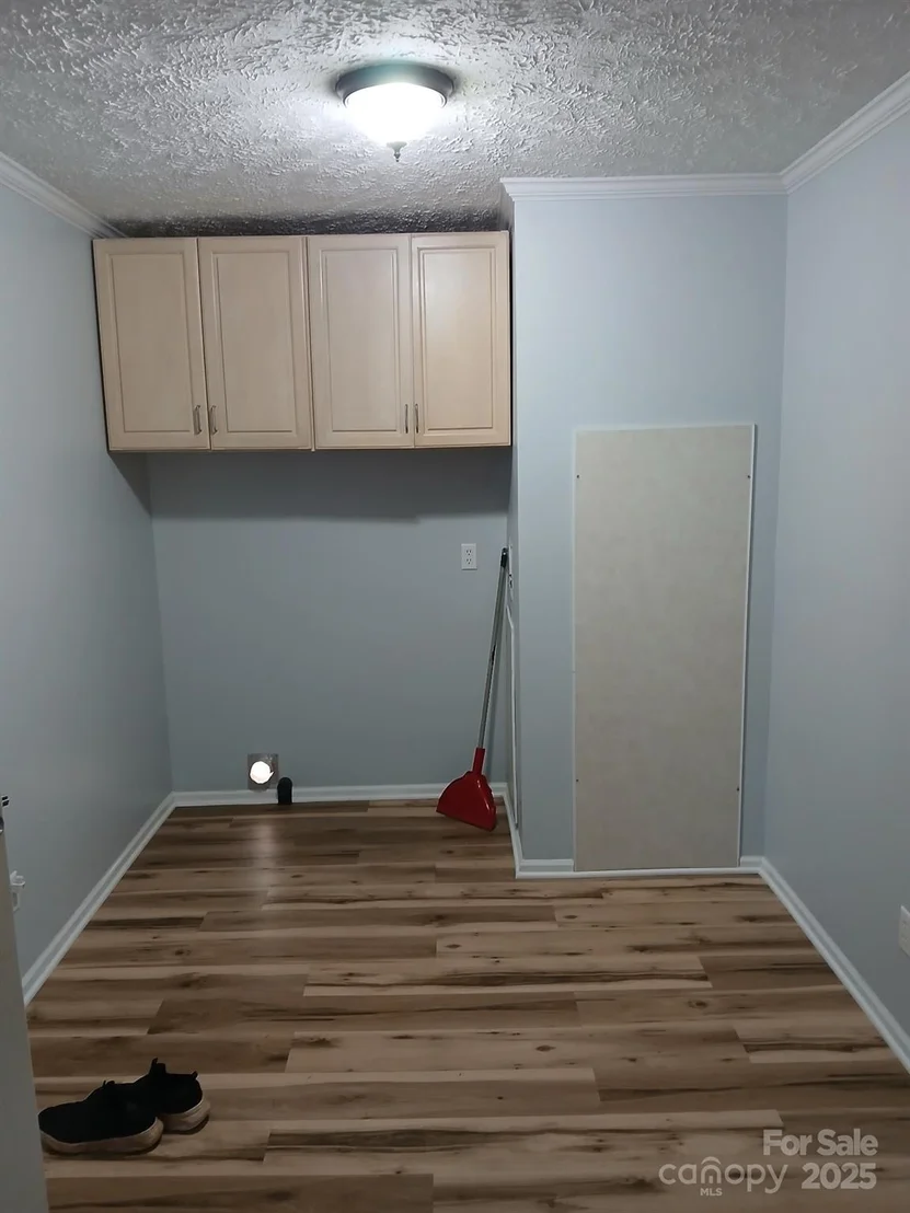 Photo of 218 Muldoon Lane