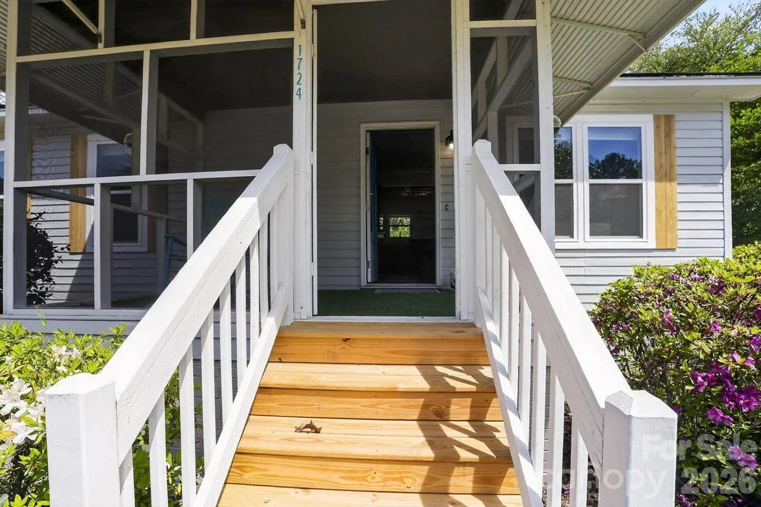 Photo of 1724 Camp Shelor Drive