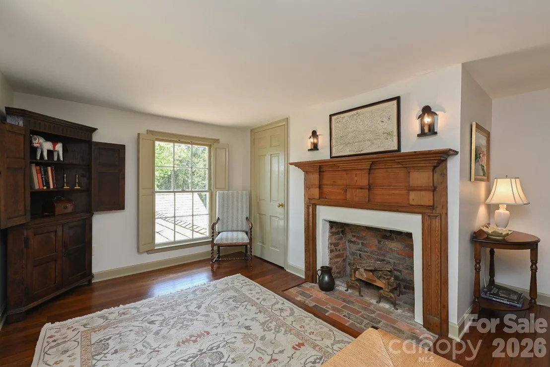 Photo of 835 Jackson Grove Road