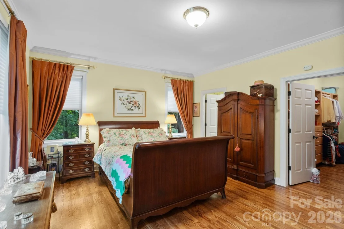 Photo of 100 Crestgrove Drive