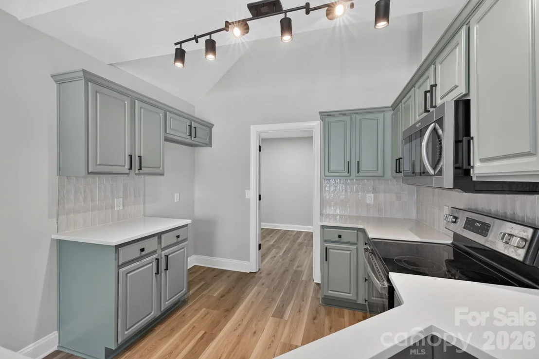Photo of 1001 Loch Lomond Circle
