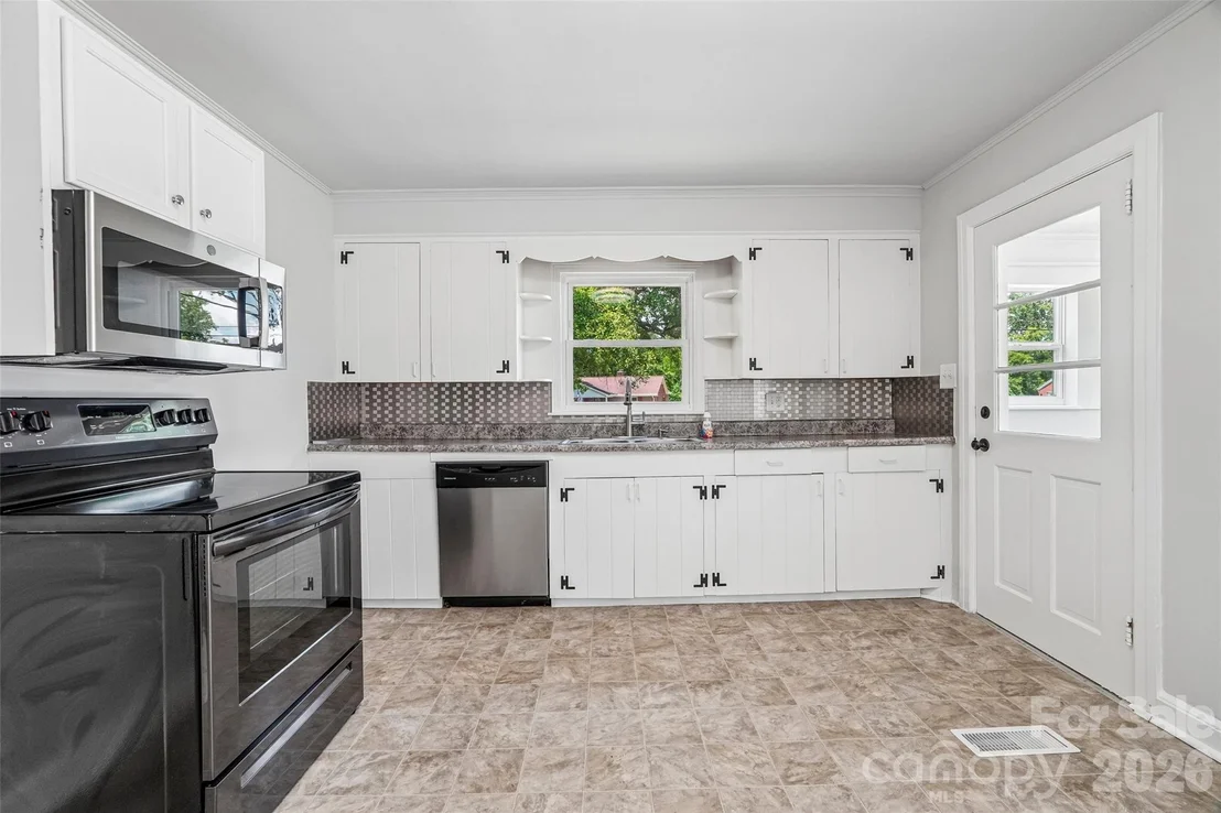 Photo of 808 Lowery Street