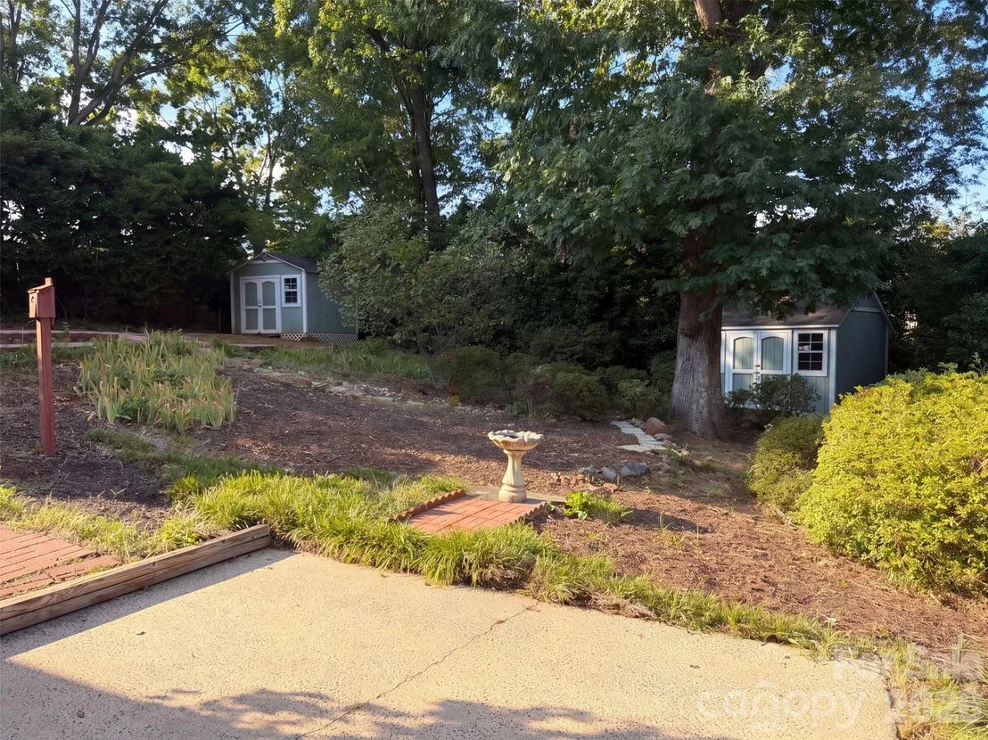 Photo of 1030 Mclaughlin Drive