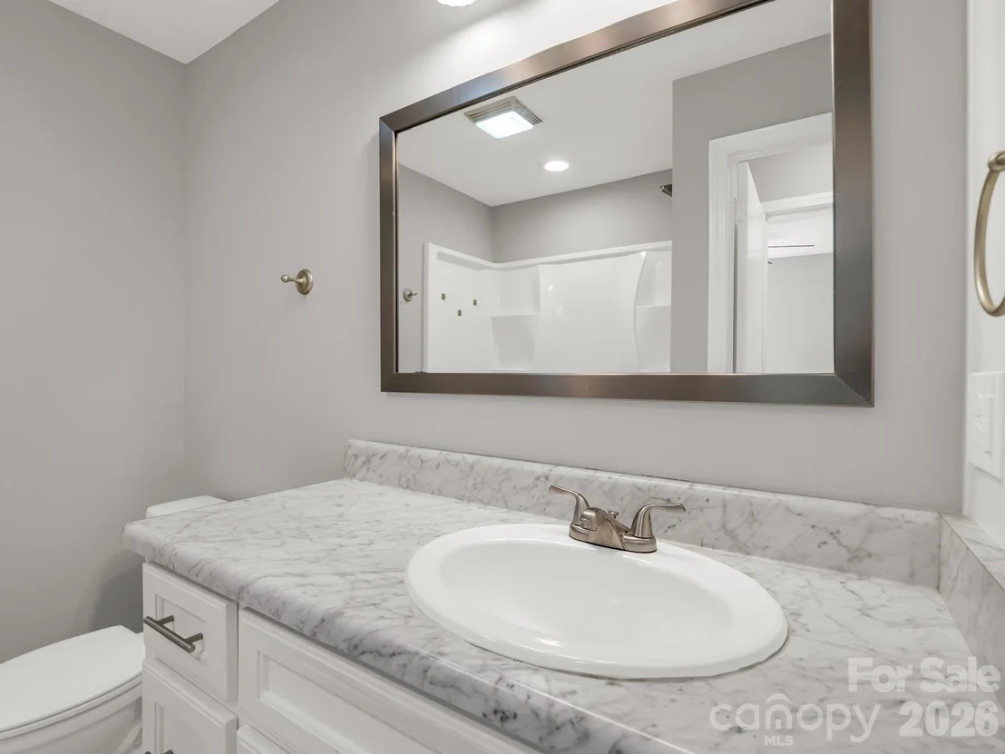 Photo of 655 W Oconee Street