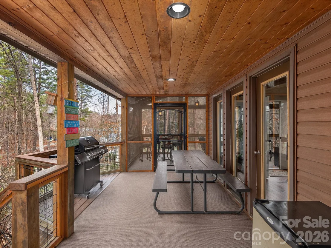 Photo of 201 Hawk Ridge Drive