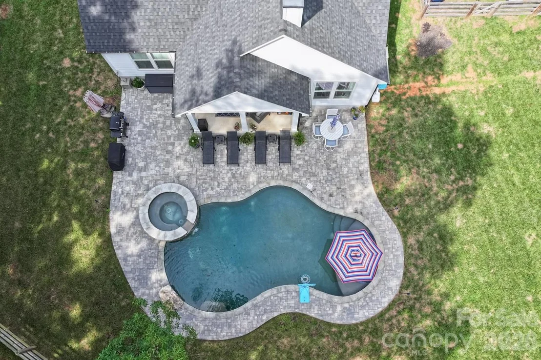 Photo of 1796 Cranwell Drive