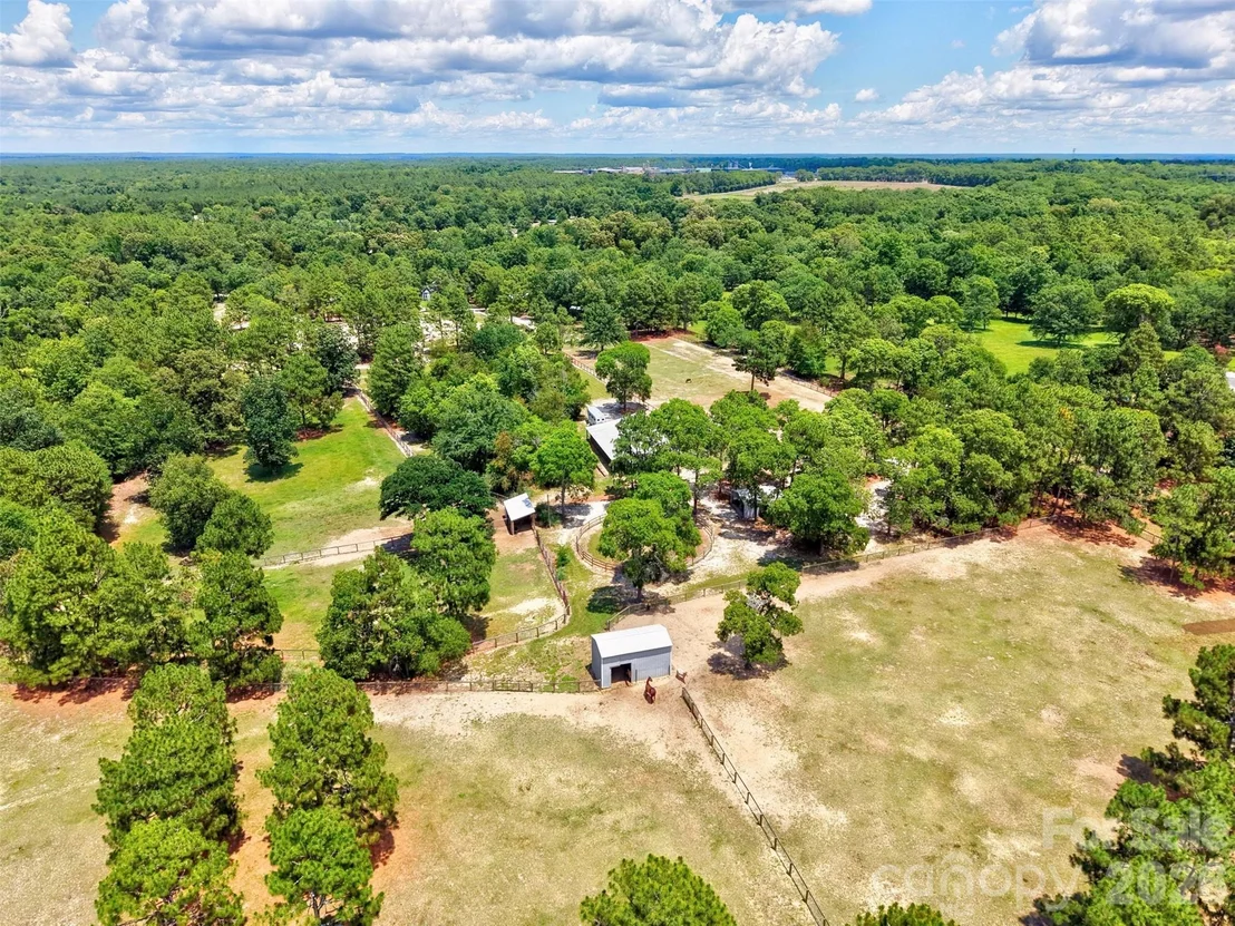 Photo of 1377 Pine Road