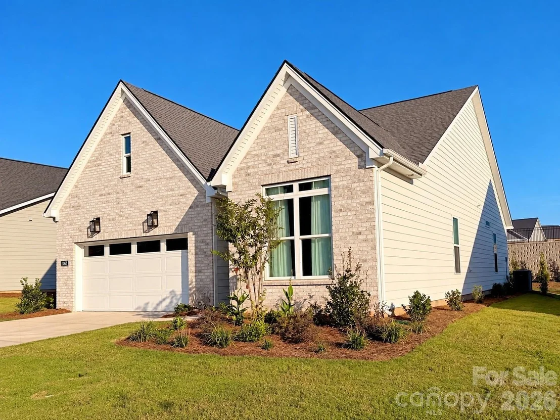 Photo of 1061 Pinecone Avenue