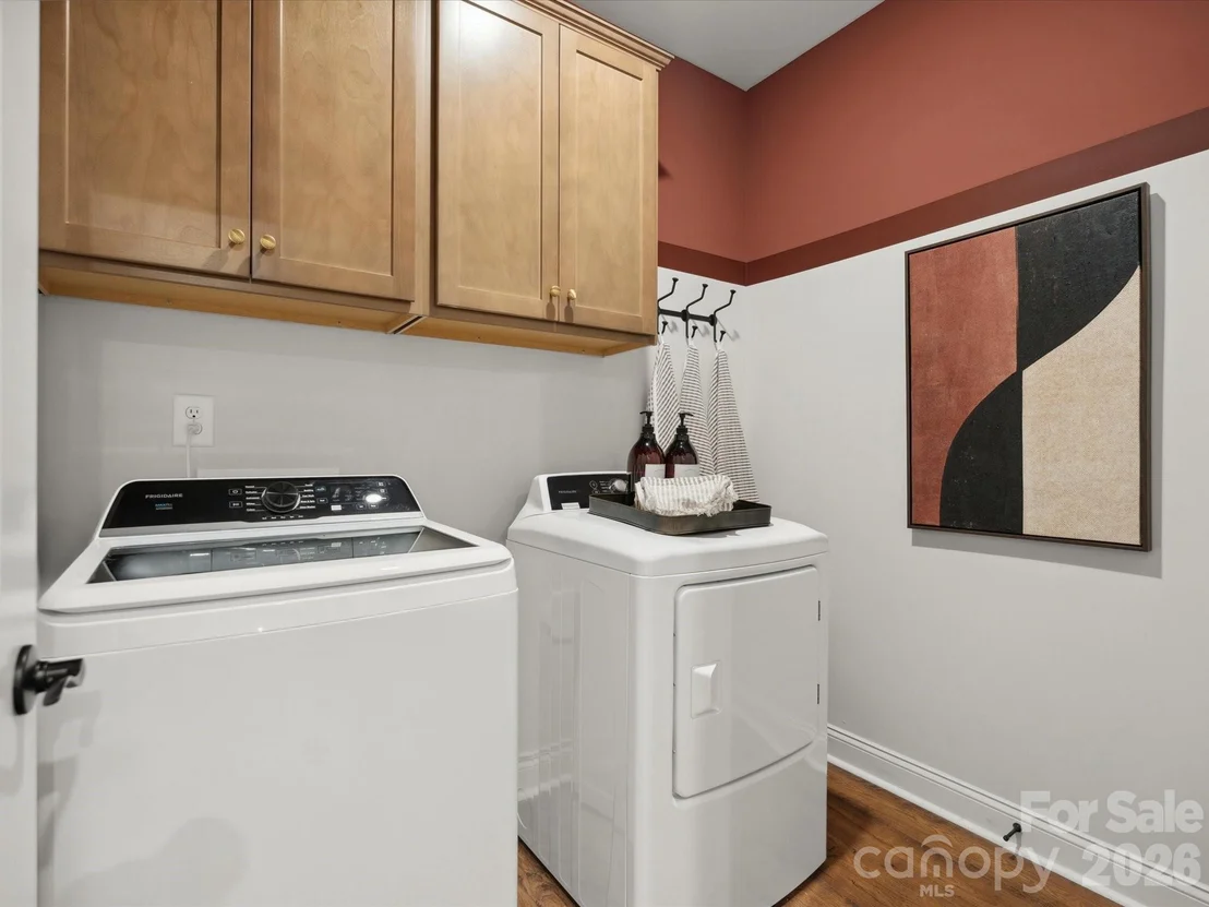 Photo of 5077 Puddle Pond Road
