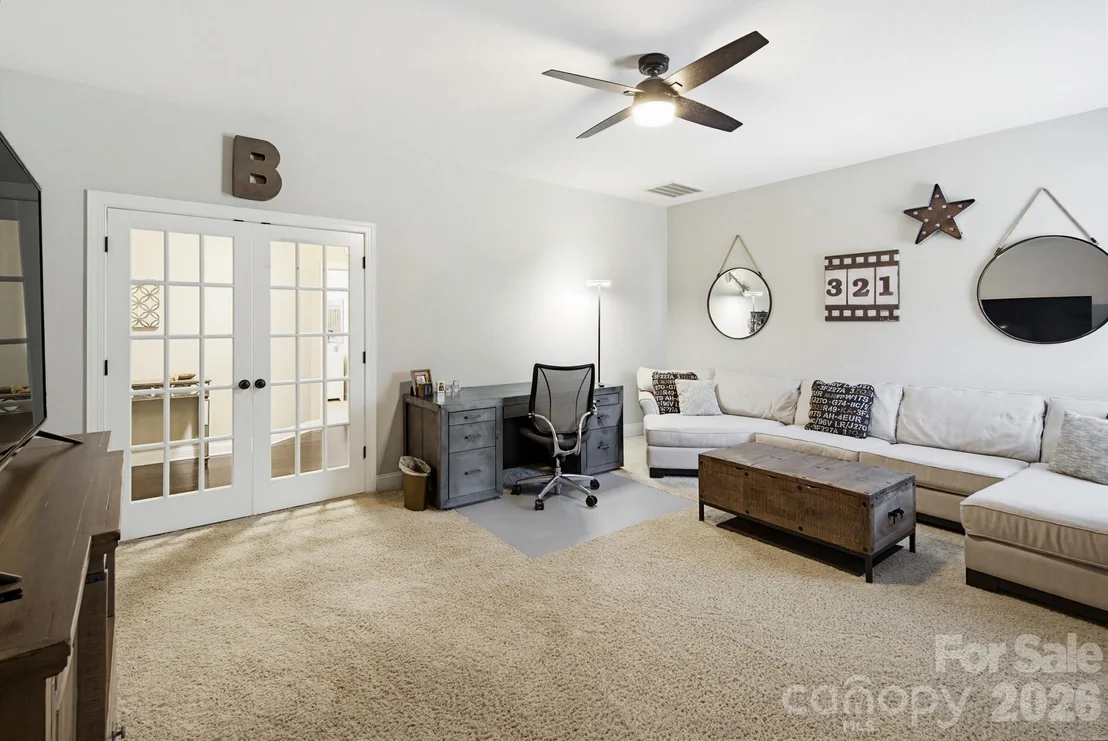 Photo of 3083 Twin Lakes Drive