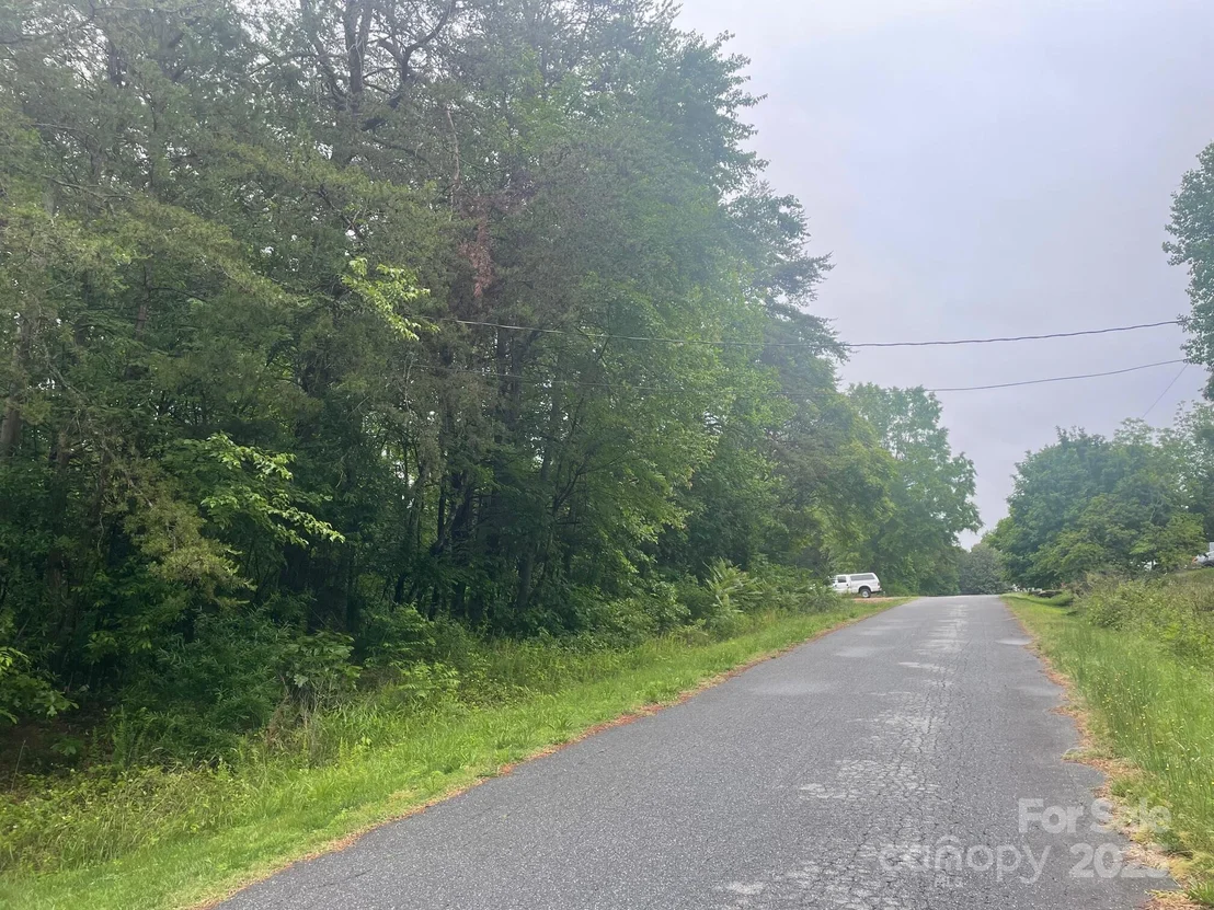 Photo of 2488 Compass Street