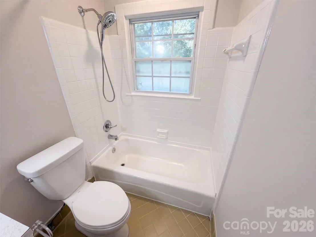 Photo of 1030 Mclaughlin Drive