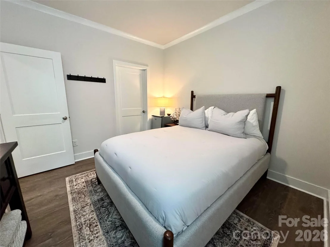 Photo of 351 Miramar Drive