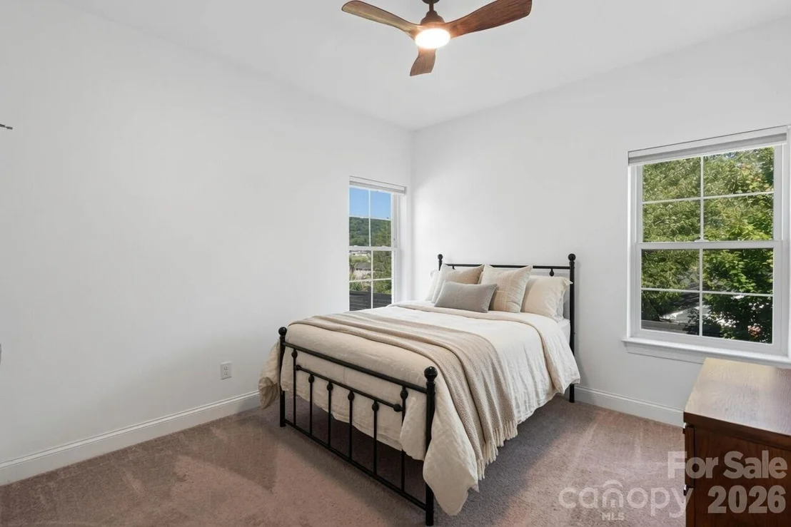 Photo of 394 Kellwood Drive