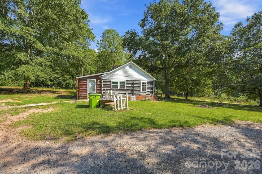 Photo of 114 Beacon Hill Road