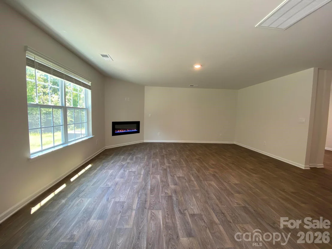 Photo of 2209 Rolling Hills Drive