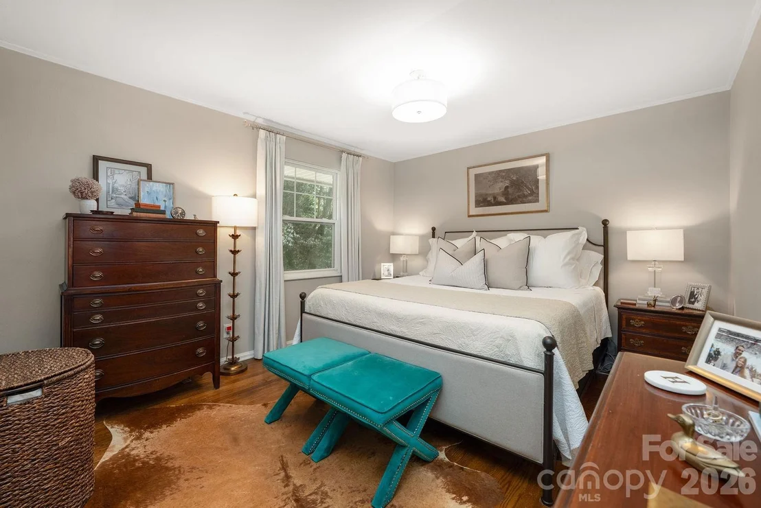 Photo of 4805 Murrayhill Road