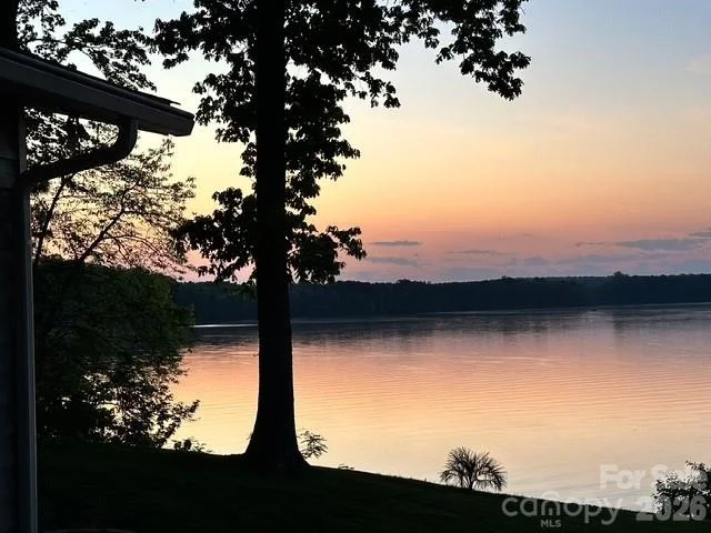 Photo of 395 Rendleman Drive