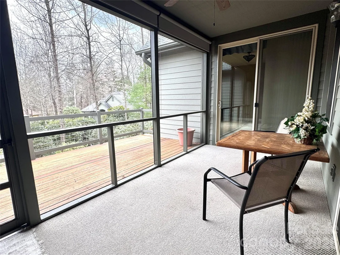 Photo of 894 Dunroy Drive