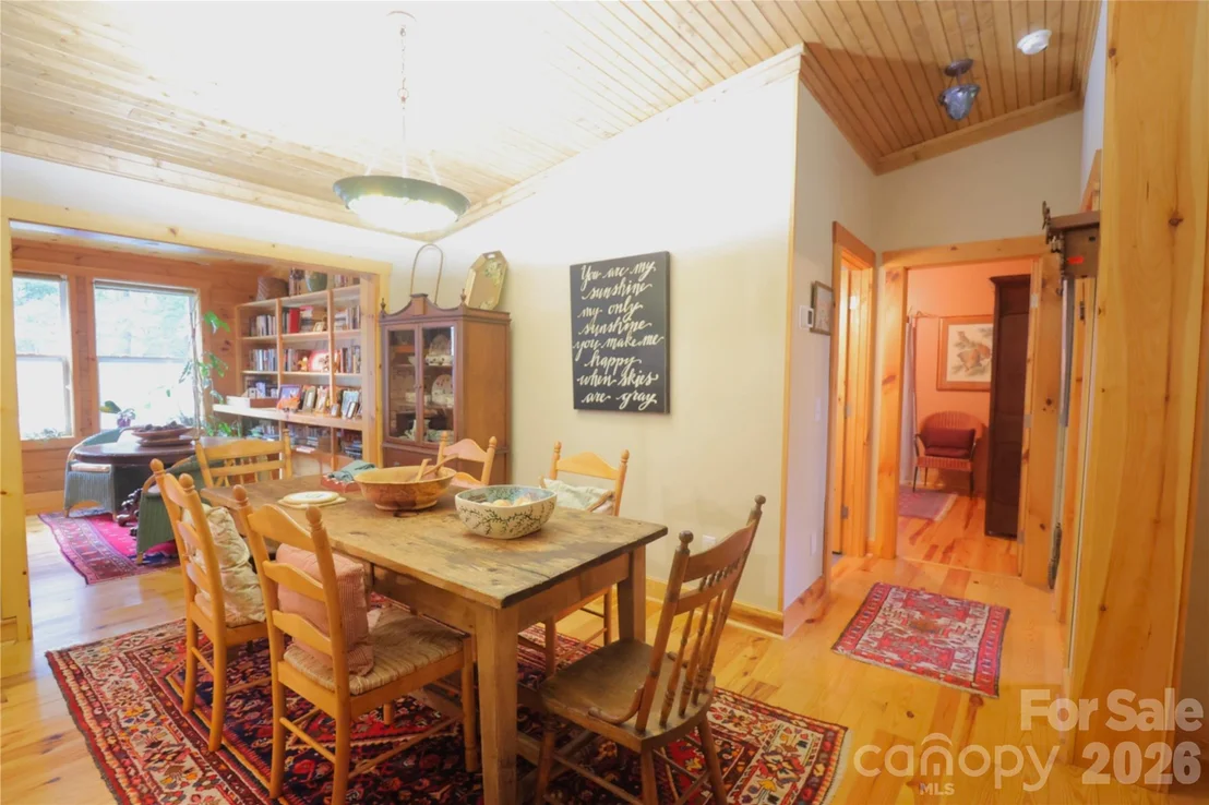 Photo of 141 Owl Haven Lane
