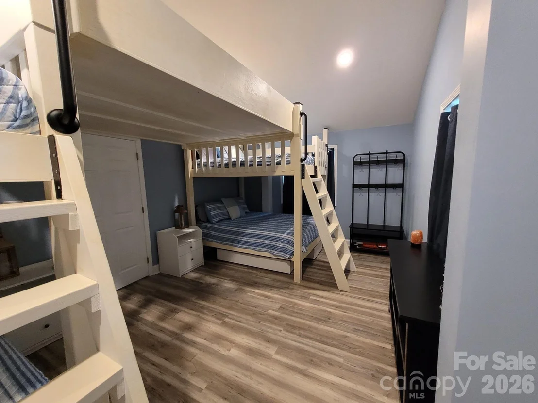 Photo of 2268 Singleton Creek Road