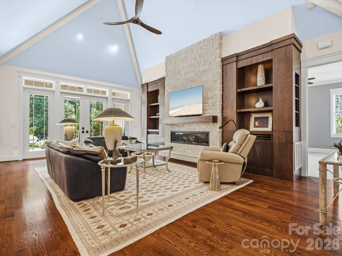 Photo of 4099 Persimmon Road