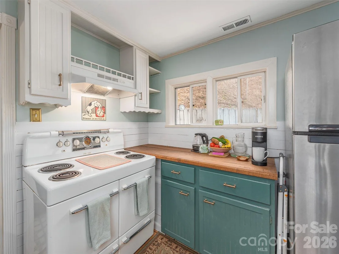 Photo of 897 Dark Ridge Road
