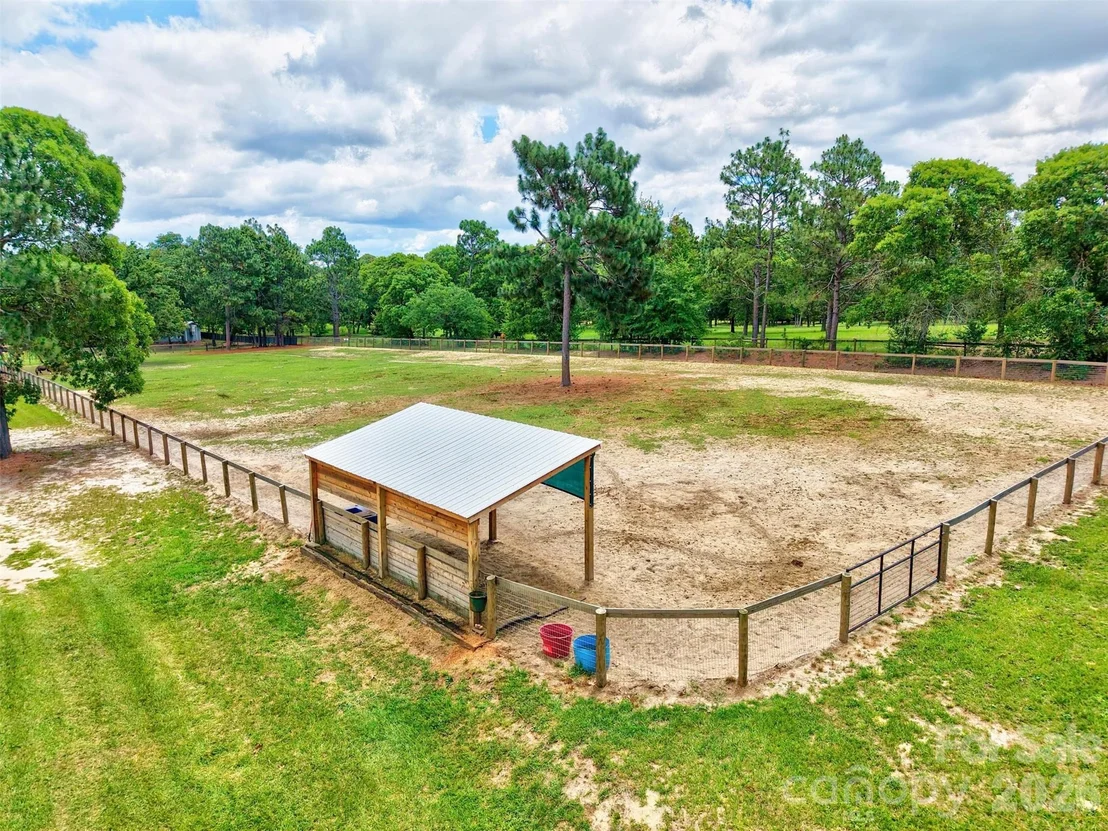 Photo of 1377 Pine Road