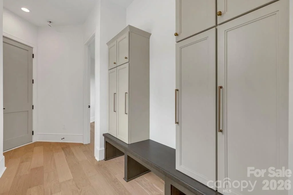 Photo of 380 Greystone Drive