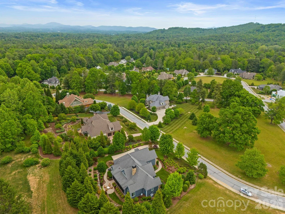 Photo of 390 Shipman Parkway