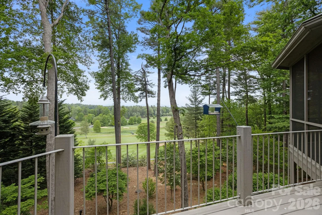 Photo of 209 Pineholt Lane