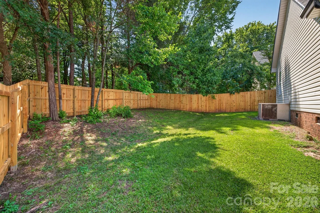 Photo of 1001 Loch Lomond Circle