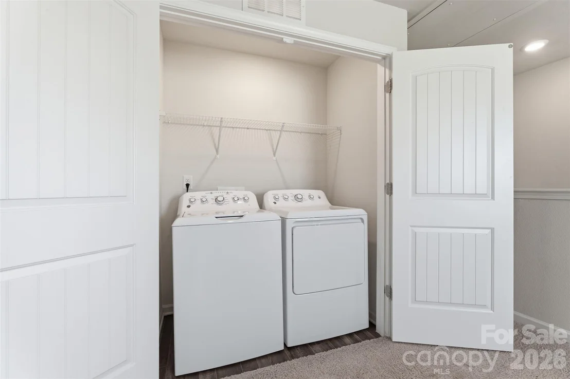 Photo of 5335 Upton Place
