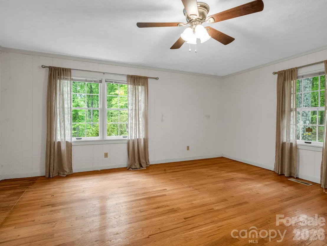 Photo of 7 Hearthstone Lane