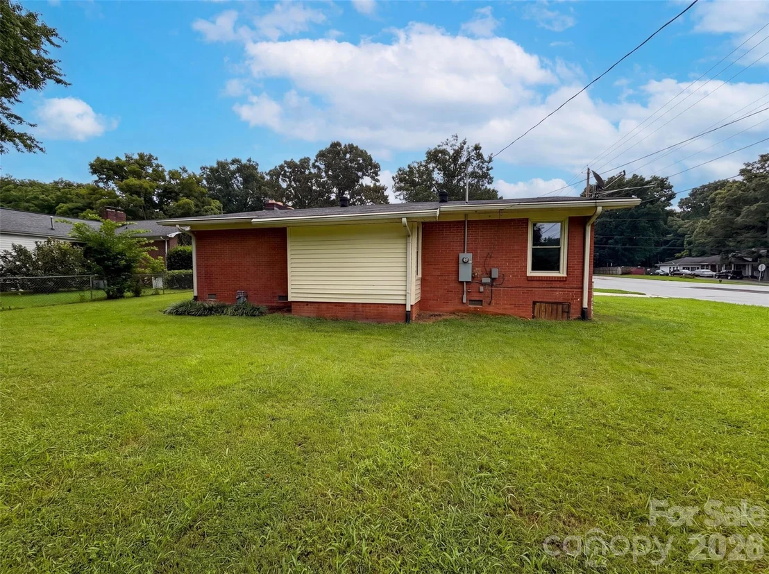 Photo of 1951 Taylor Drive