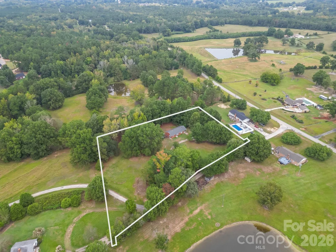 Photo of 1726 Denton Hill Road
