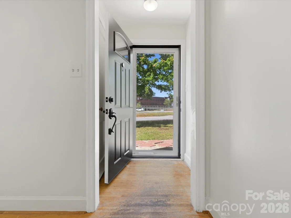 Photo of 620 Normandy Road