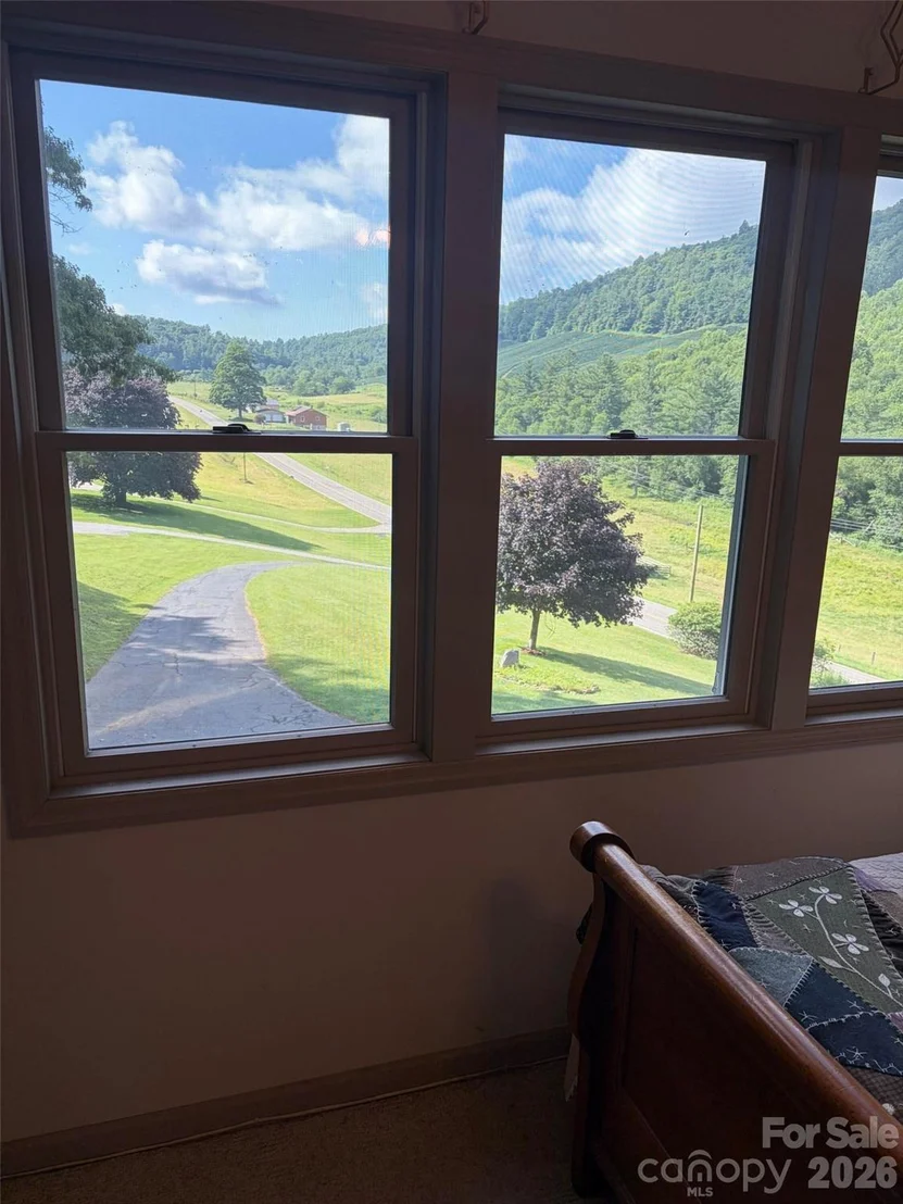 Photo of 2997 Phillips Gap Road