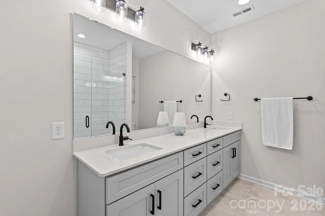 Photo of 307 Sowers Ferry Road