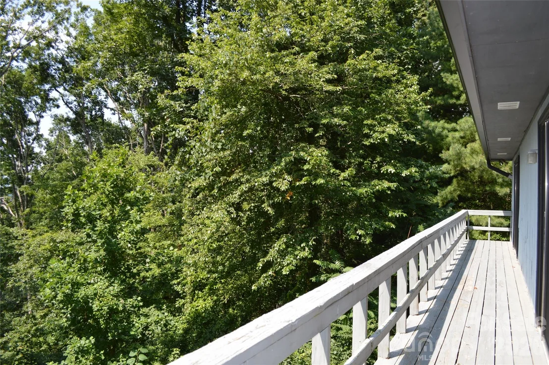 Photo of 184 Laurel Road